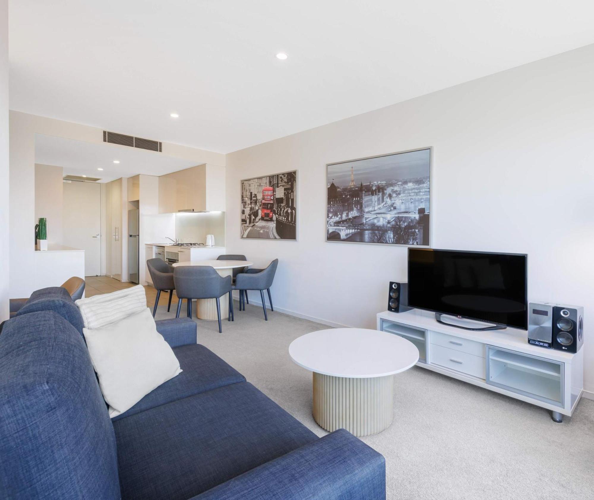 Oaks Melbourne Flemington Suites — Photos 2